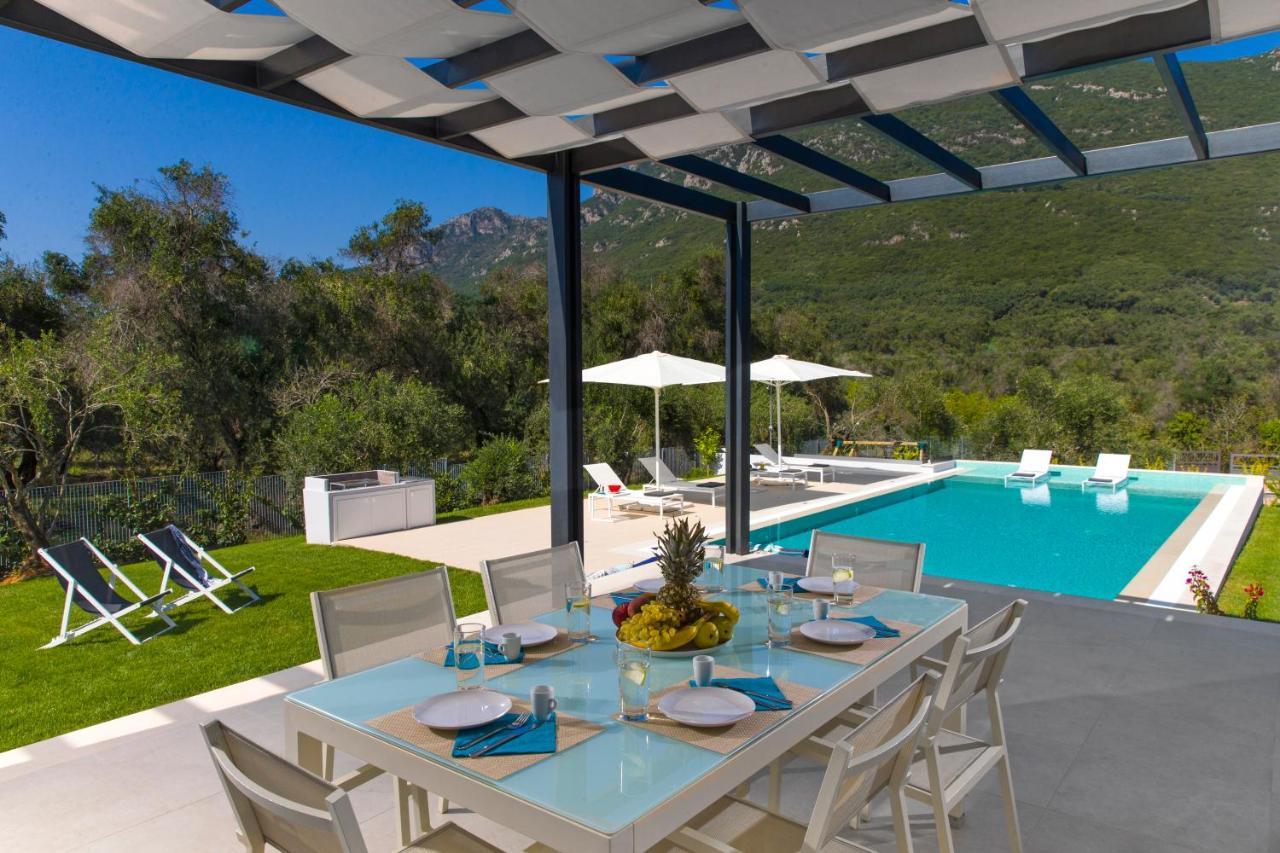 Almyra Villas Halikounas Exterior photo